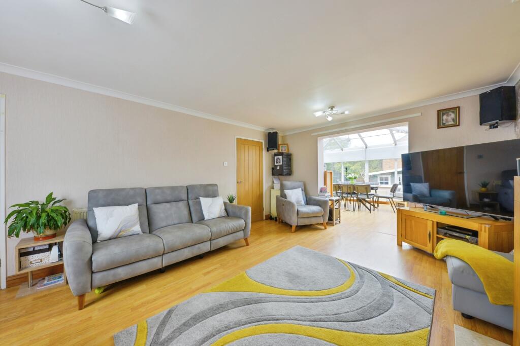 Cherry Croft, Welwyn Garden City, AL8 photo 4