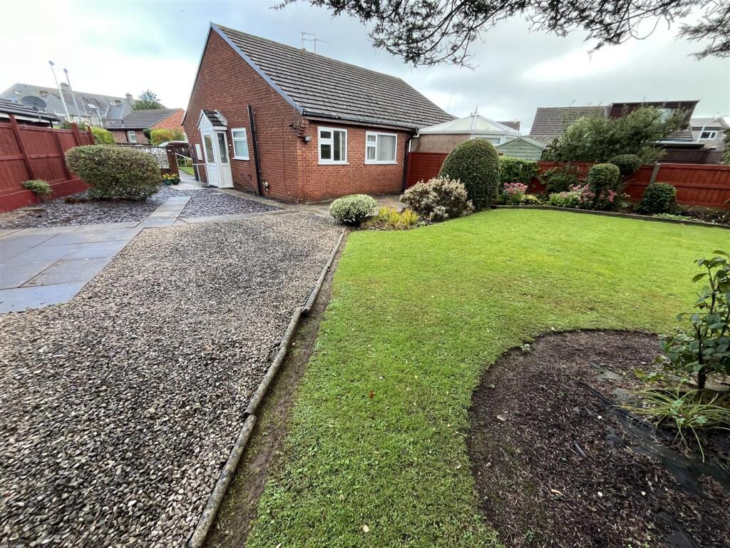 Rhodfa Wen, Llysfaen, Colwyn Bay photo 4