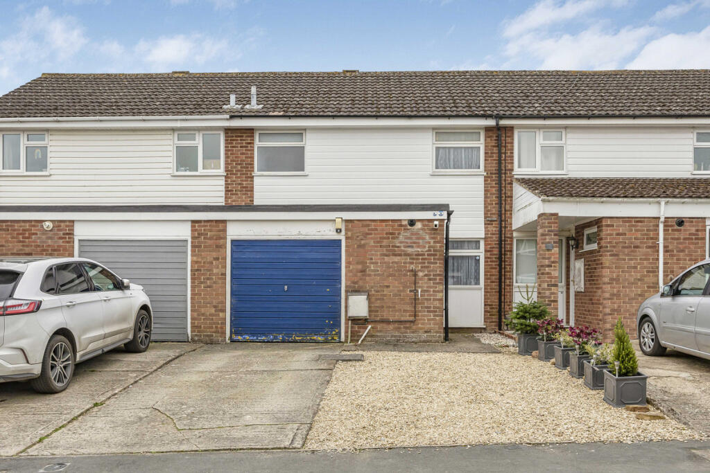 Main image of property: Woodgate Close, Wantage, OX12