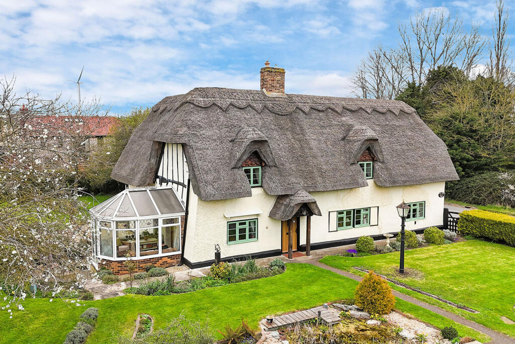 Main image of property: High Street, Ellington, Huntingdon, Cambridgeshire, PE28