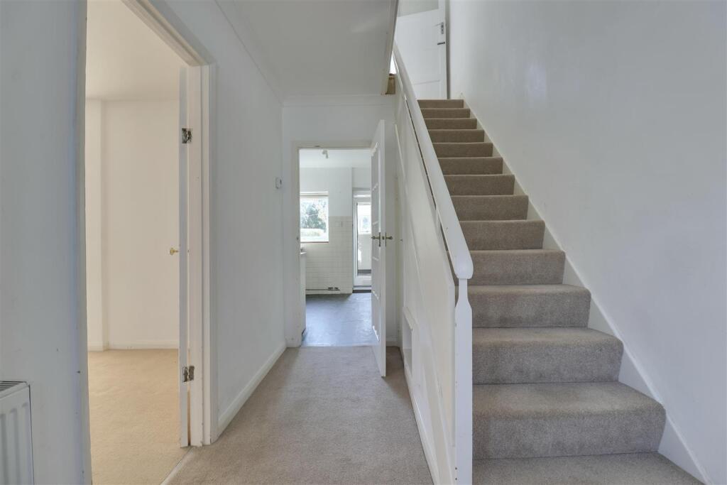 House in Portsmouth, Drayton - View 2