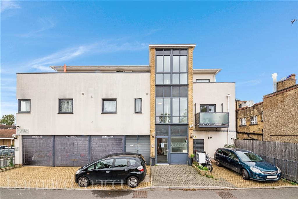 Main image of property: Yoga Way, WORCESTER PARK