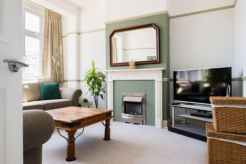 House in Kingston upon Thames - View 4