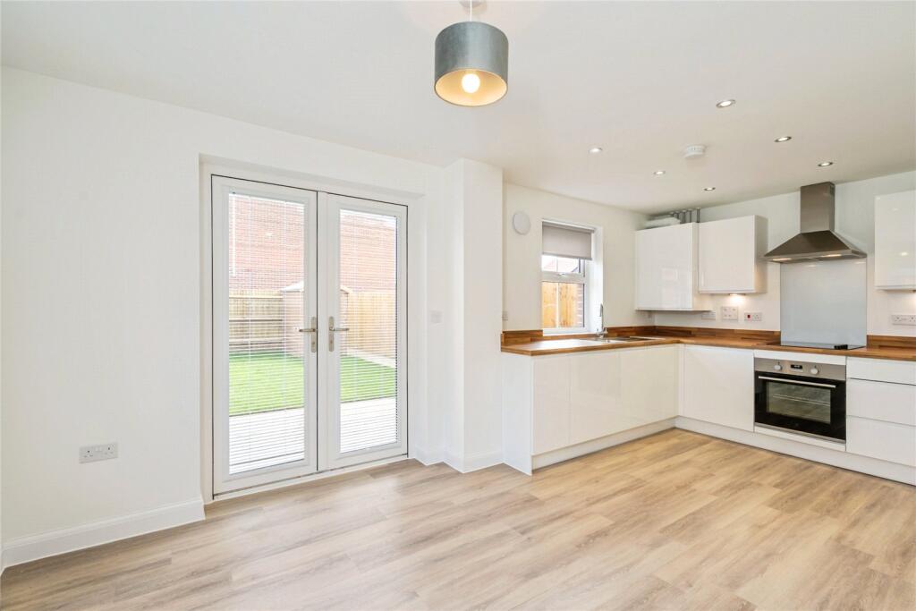 House in Portsmouth - View 2