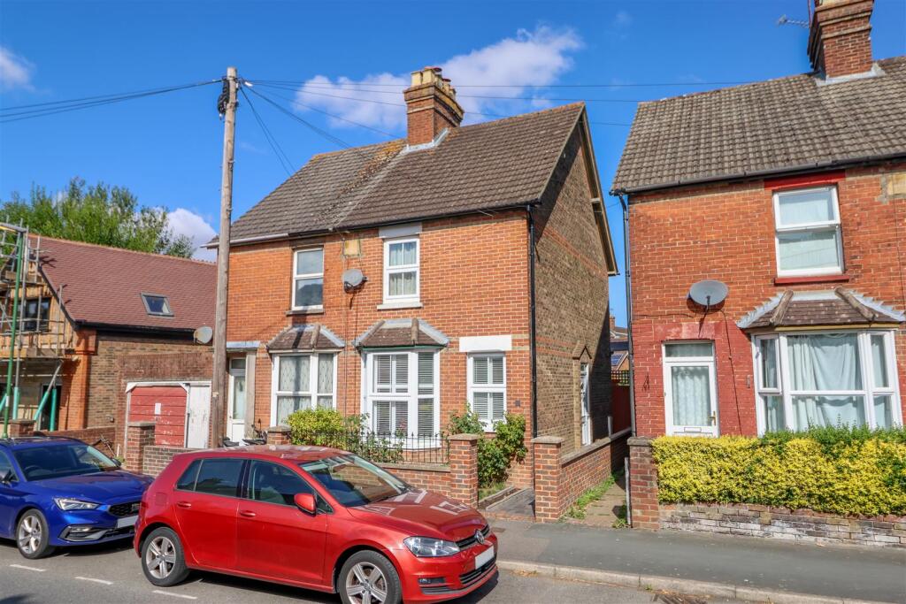 Main image of property: Gladstone Road, Horsham
