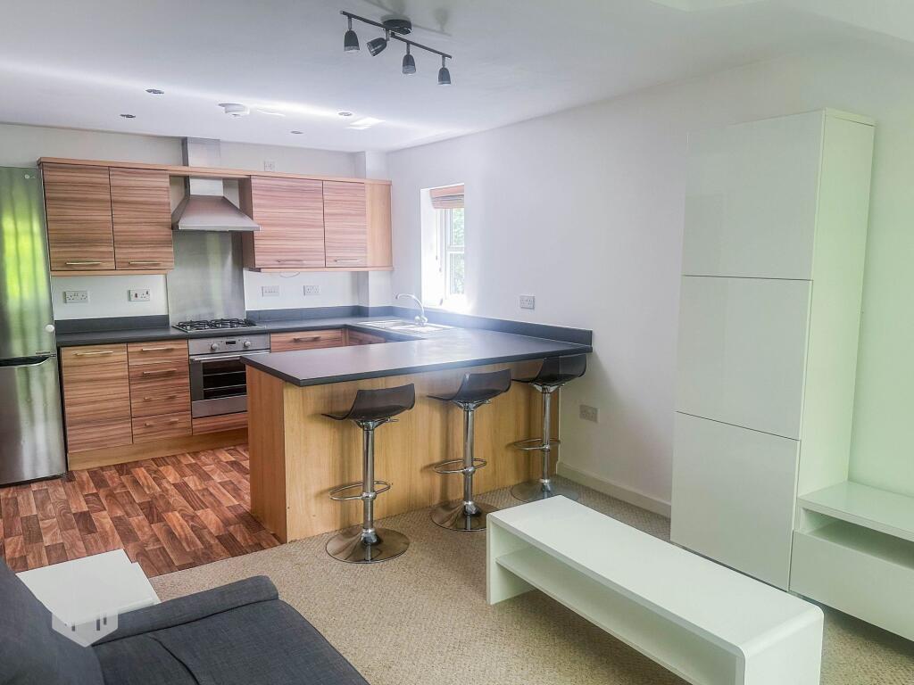 Apartment in Bolton, Westhoughton - View 3
