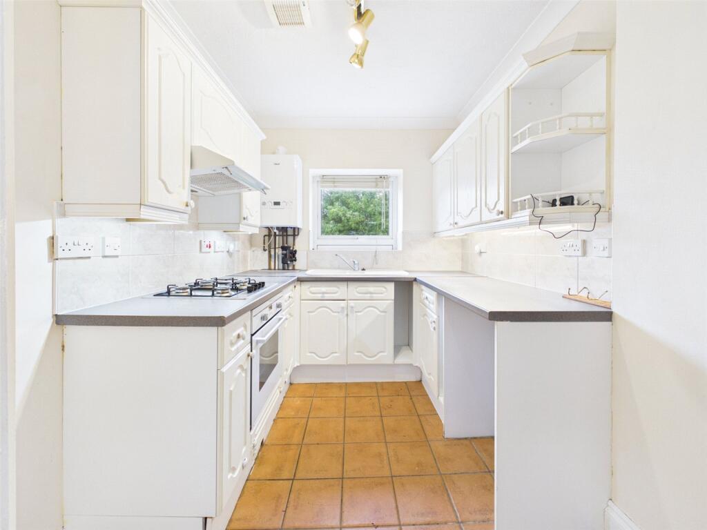 Apartment in Bristol - View 4