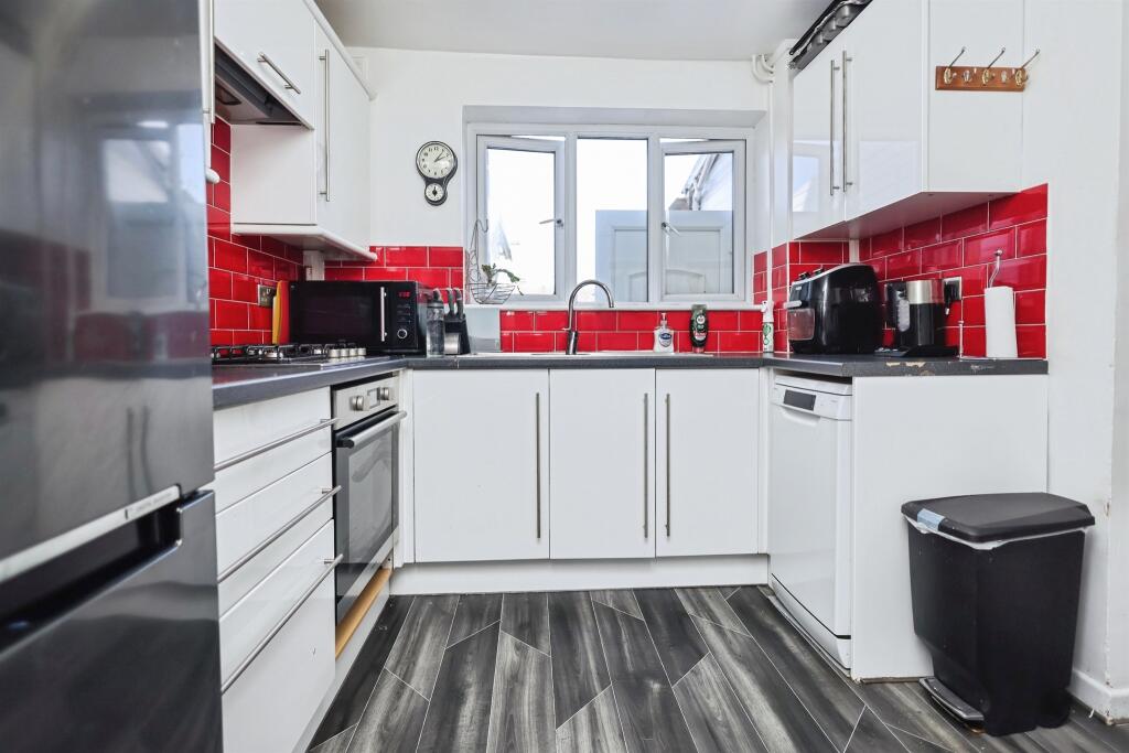 House in Birmingham, West Midlands - View 5