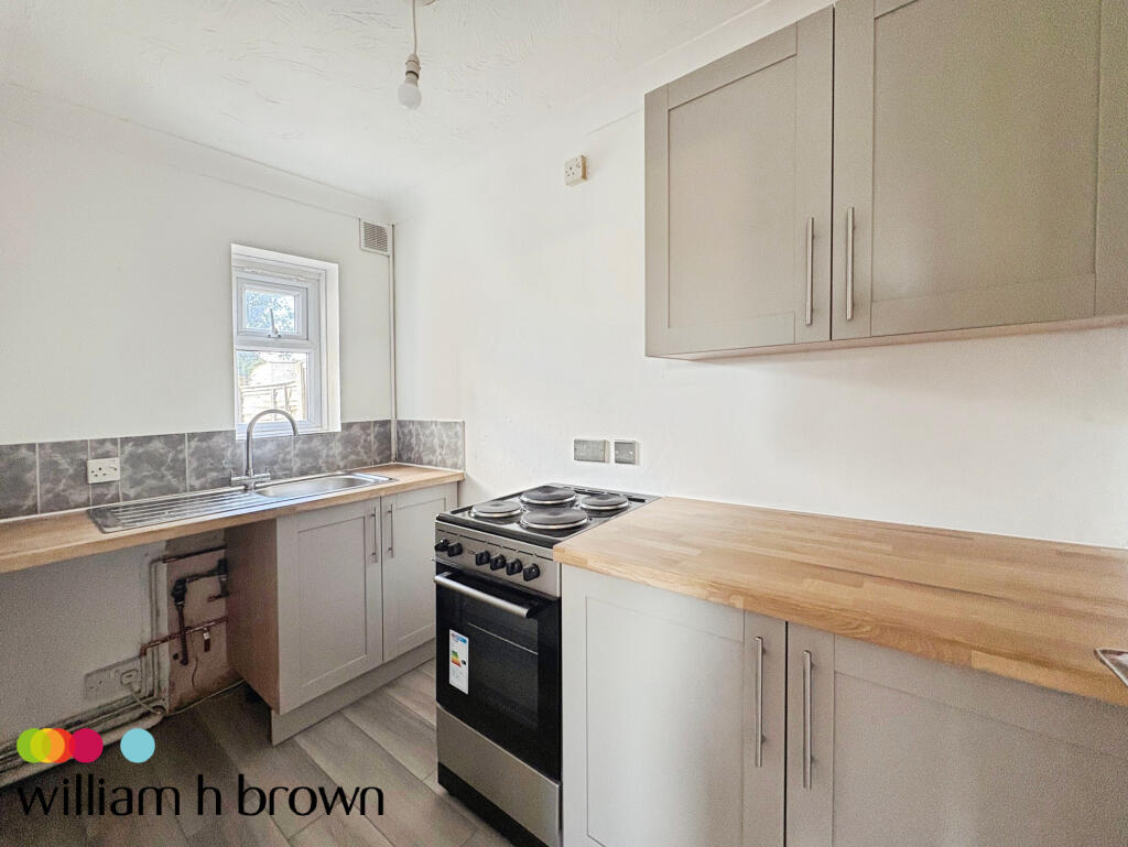 Apartment in Chelmsford - View 5