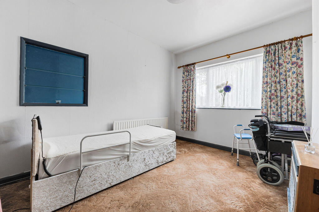 House in Doncaster - View 5