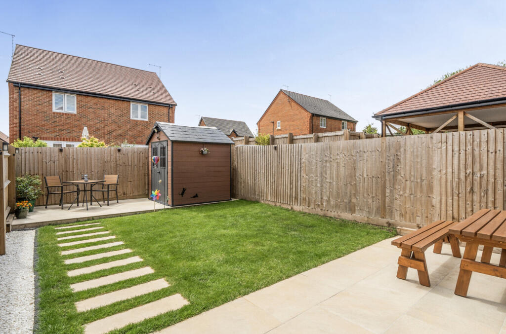 Ferris Green, Warfield, Bracknell, Berkshire, RG42 - View 4