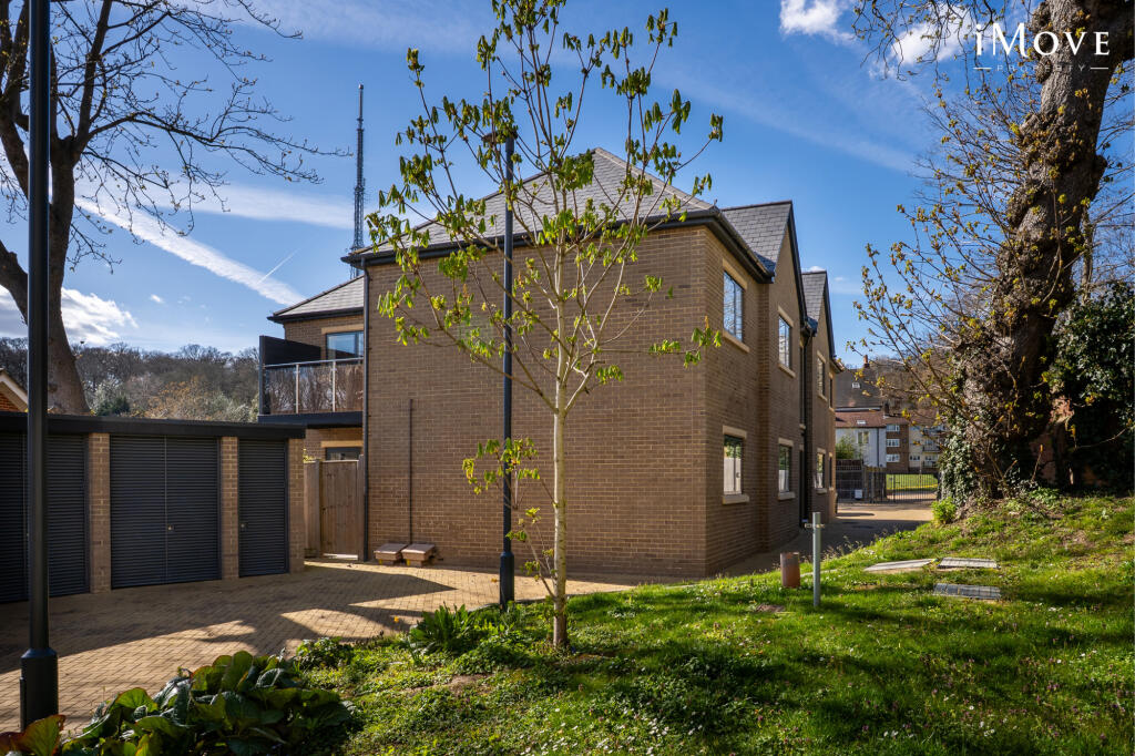 Main image of property: Auckland Road,  London, SE19
