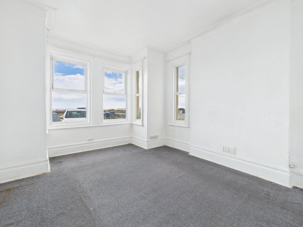 Brighton Road, Worthing, BN11 2EY - View 4