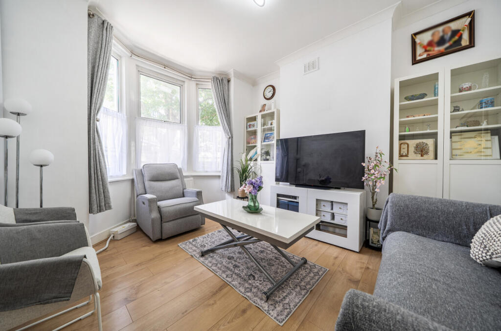 House in London, Archway - View 2
