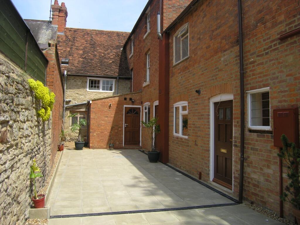 Main image of property: Old Bakehouse Yard, Stony Stratford, Milton Keynes, MK11