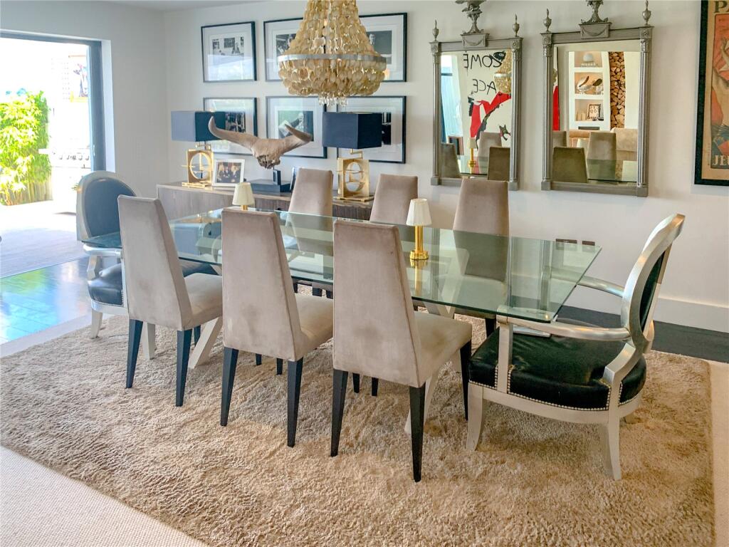 Additional image 7 of The Horseshoe, Poole, Dorset, BH13