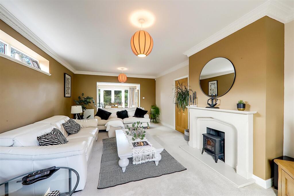 House in Worthing, West Sussex - View 4