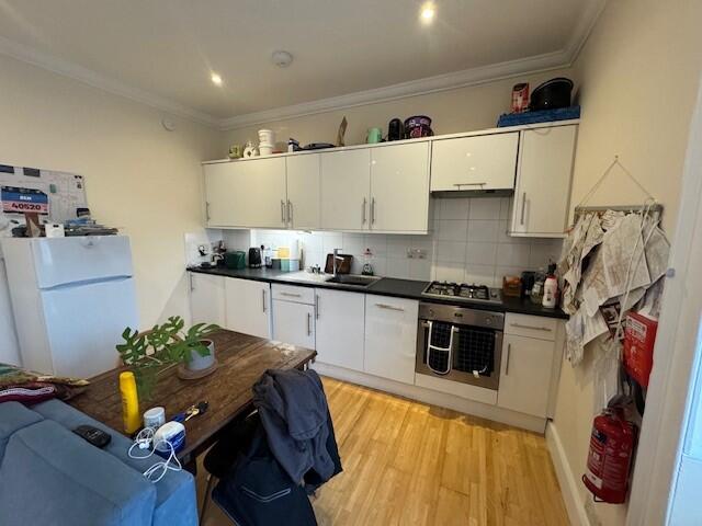 Apartment in Bath - View 4