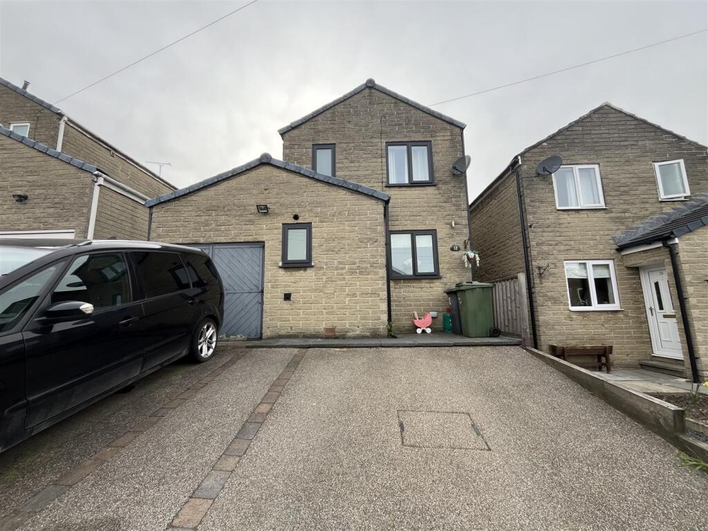Main image of property: South Street, Oakenshaw, Bradford