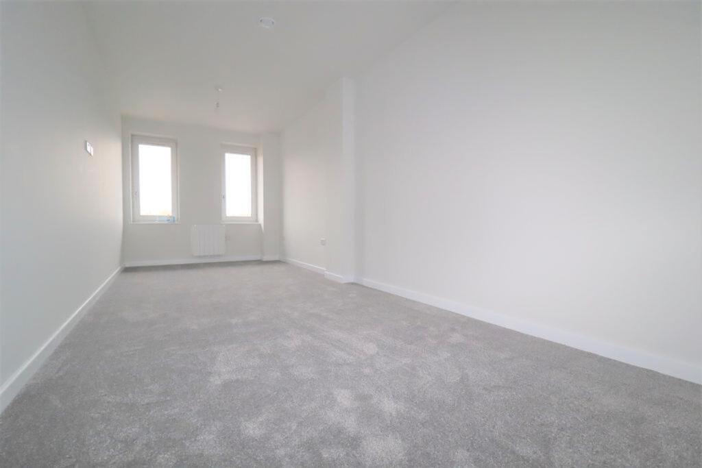 Apartment in Luton - View 3