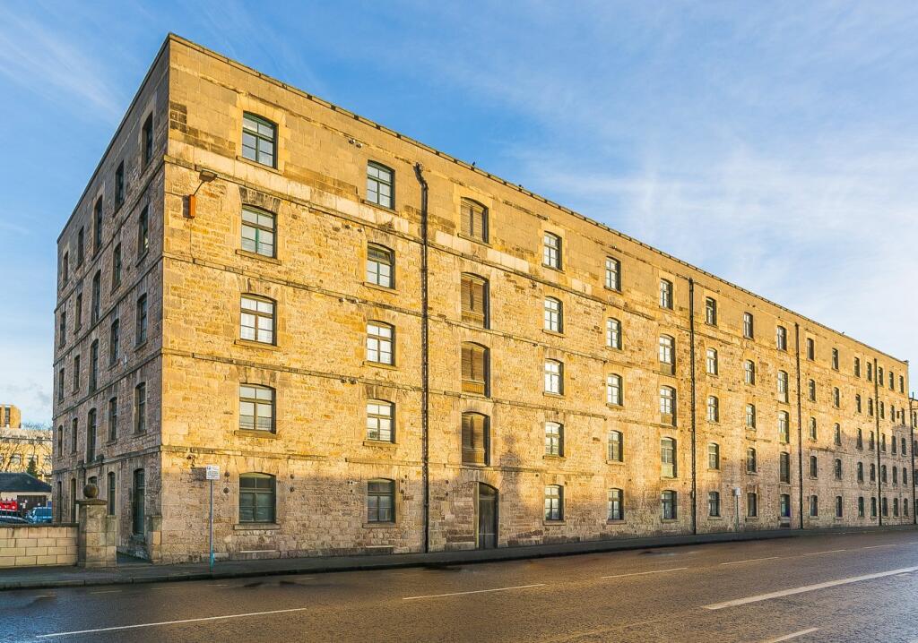 Main image of property: Commercial Street, The Shore, Edinburgh, EH6