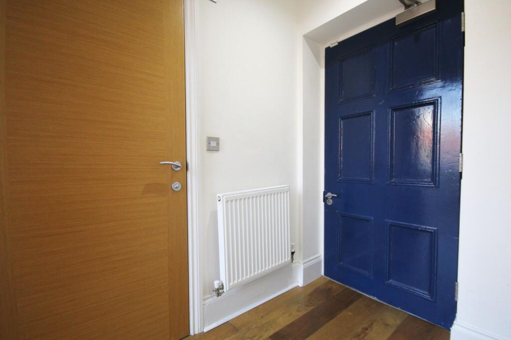 London Road, Northwich, CW9 photo 2