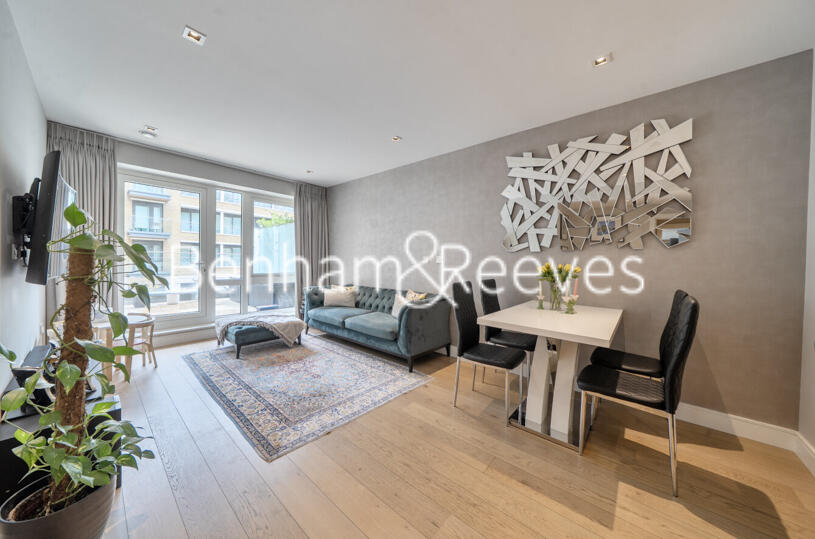 Main image of property: Kew Bridge Road, Brentford, TW8