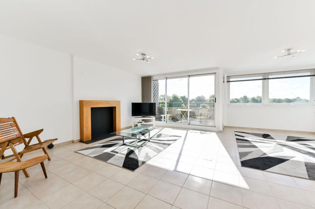 Numa Court, Brentford, TW8 photo 2