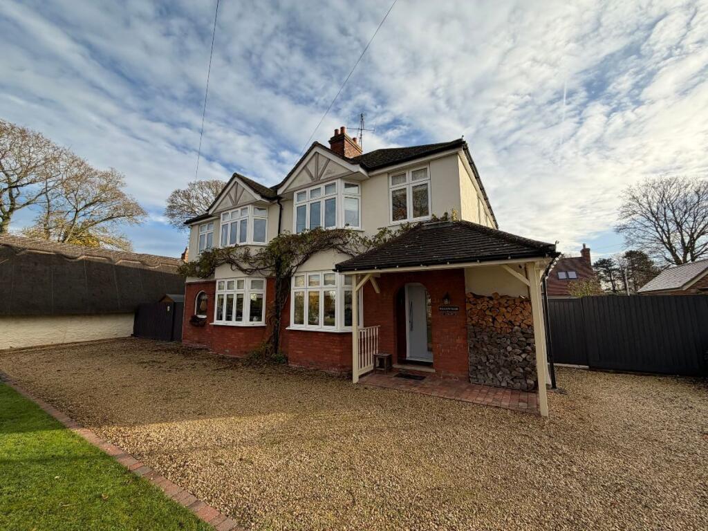 Main image of property: The Moor, Bedford