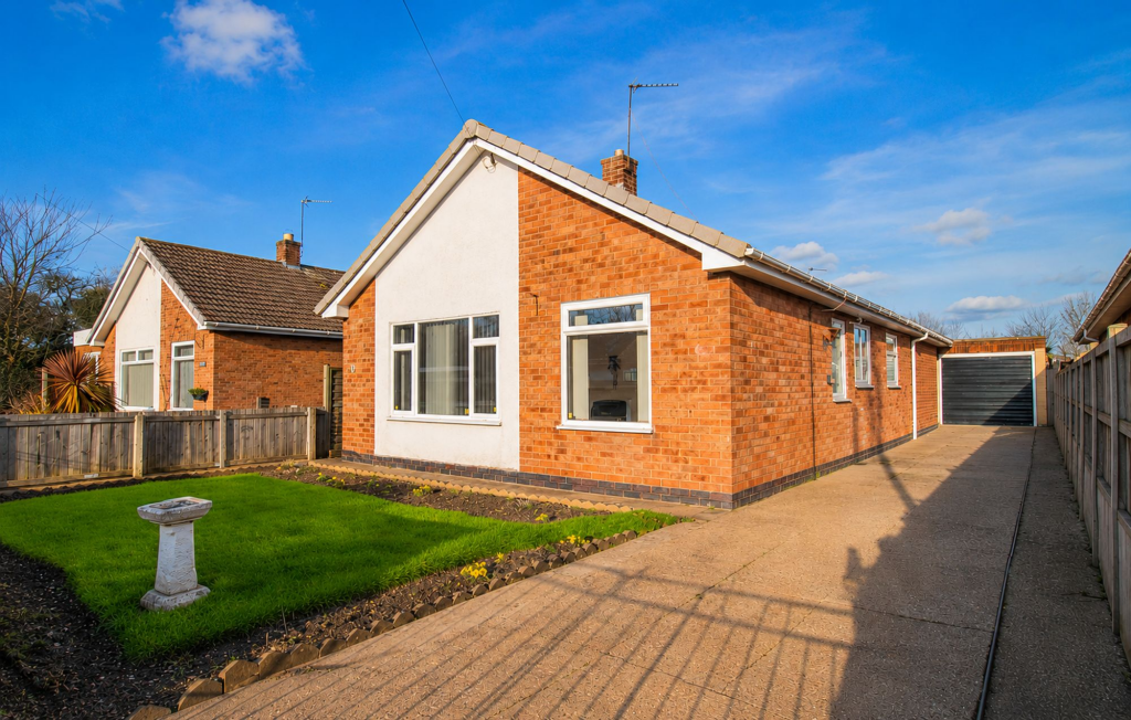 Burnham Avenue, Beeston, NG9 - View 2