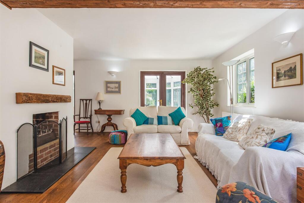House in Arun, Slindon - View 4