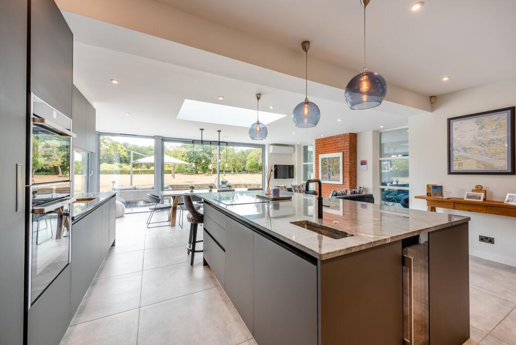 House in Chichester, Chidham and Hambrook - View 5