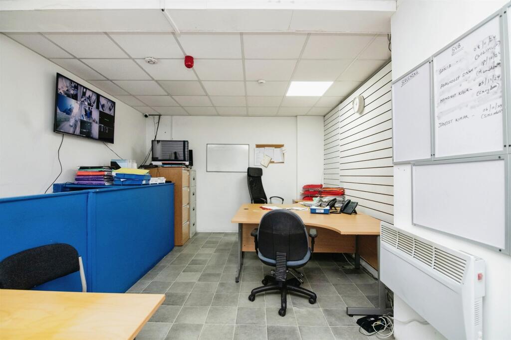 Additional image 11 of High Street, WEST BROMWICH