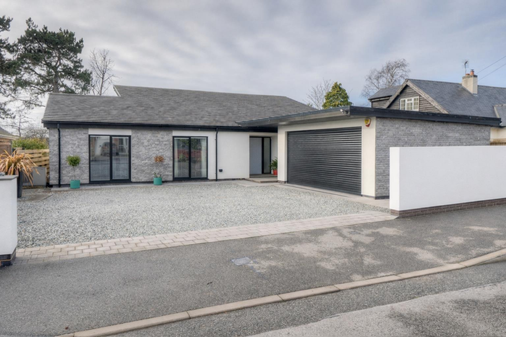 Main image of property: Delville Avenue, Keyworth, Nottingham