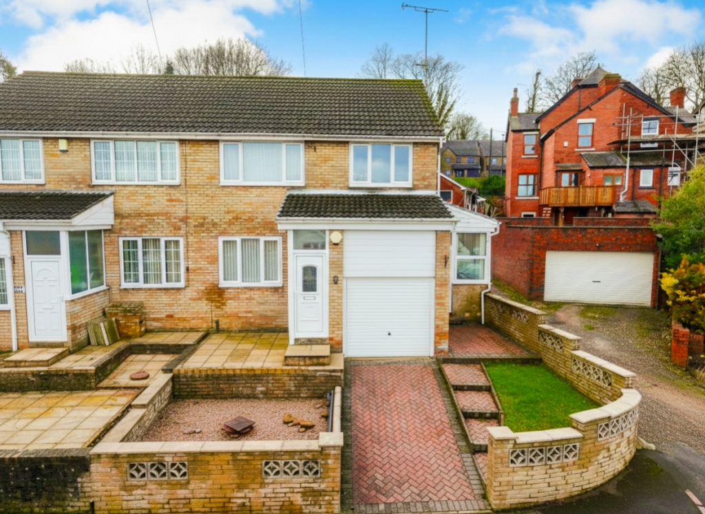 Main image of property: 8 PRIORY CLOSE, CONISBROUGH, DONCASTER