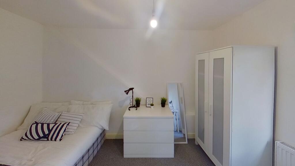 Main image of property: Foxhall Road, Nottingham, Nottinghamshire, NG7