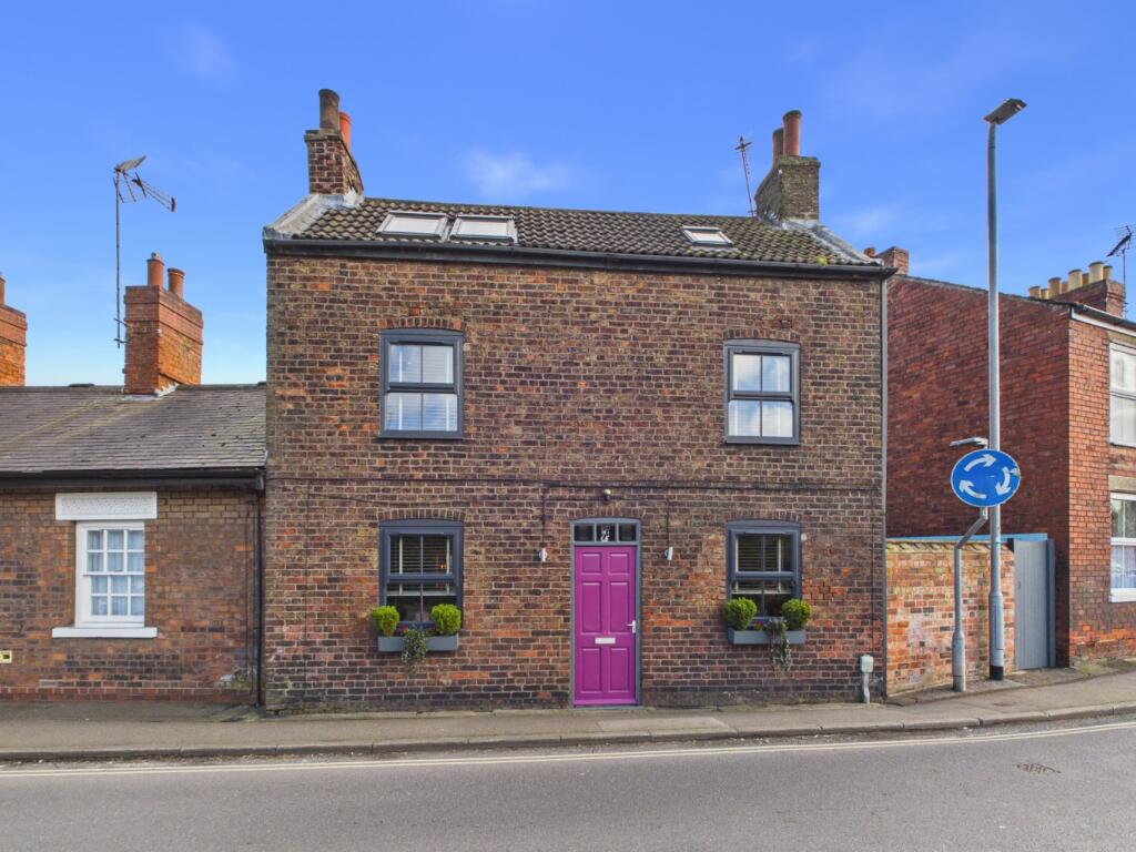 Main image of property: Keldgate, Beverley, East Riding Of Yorkshire, HU17 8JA