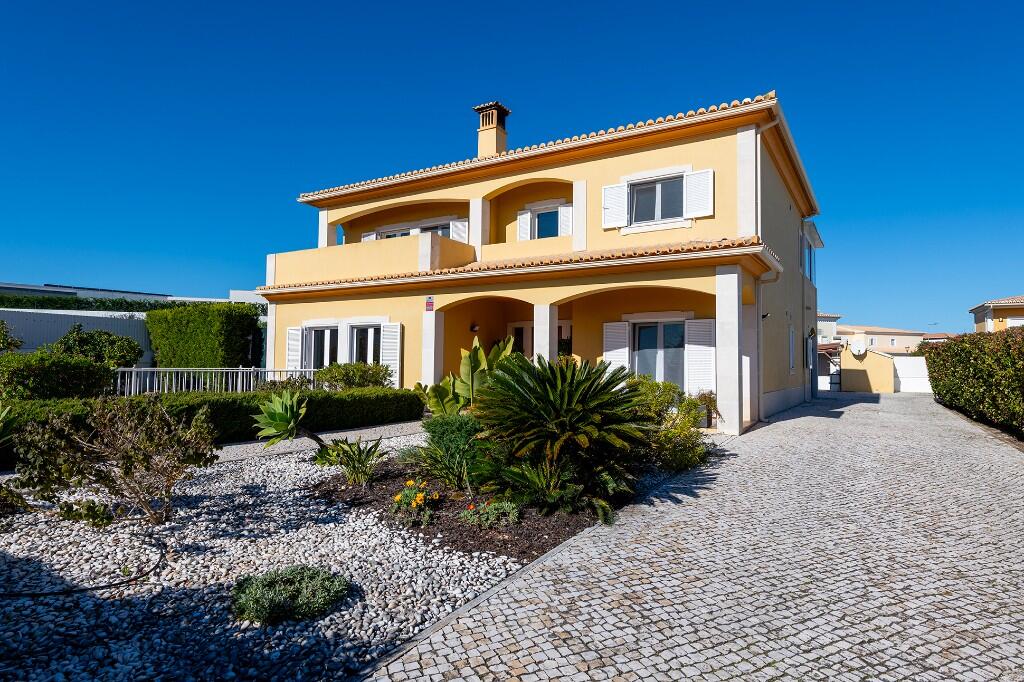 Main image of property: Lagoa, Algarve