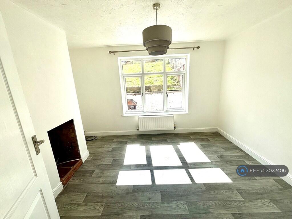 House in Walsall - View 3