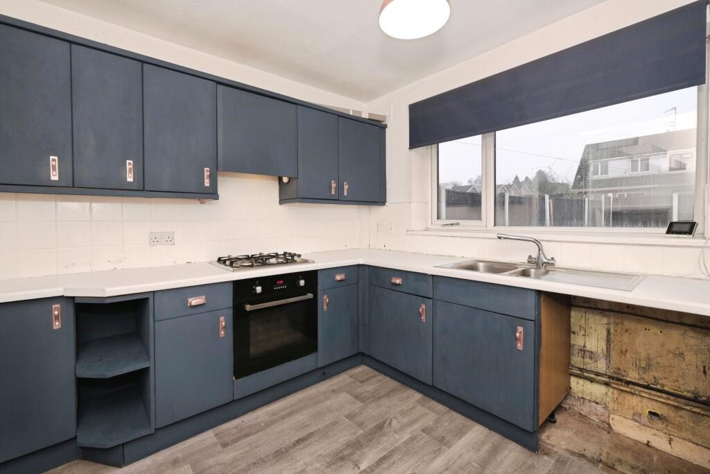 House in Nottingham, Inham Nook, Chilwell - View 2