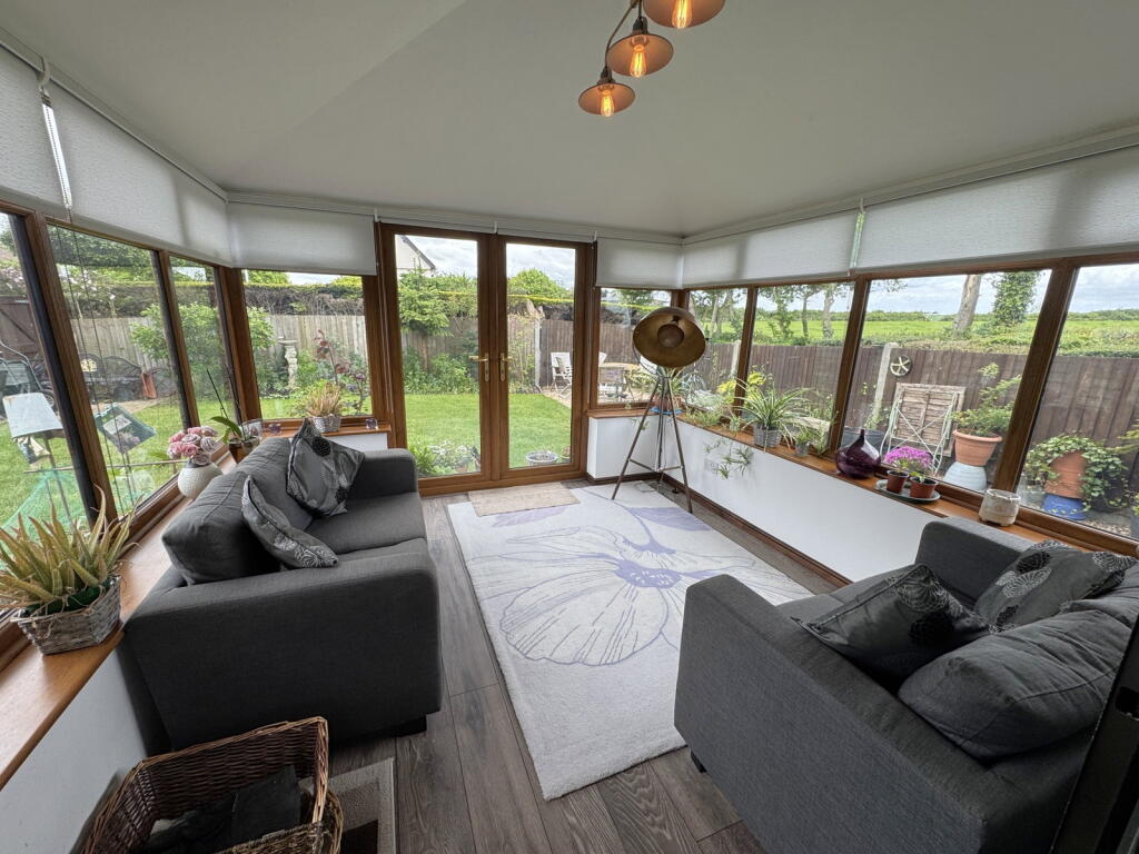House in Edgcott, Charndon - View 5