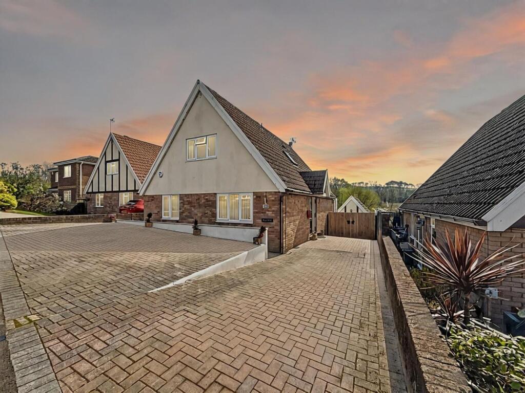 Main image of property: Heol Iscoed, Efail Isaf, CF38