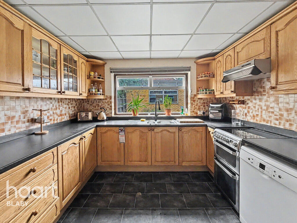 House in Blaby, Countesthorpe - View 5