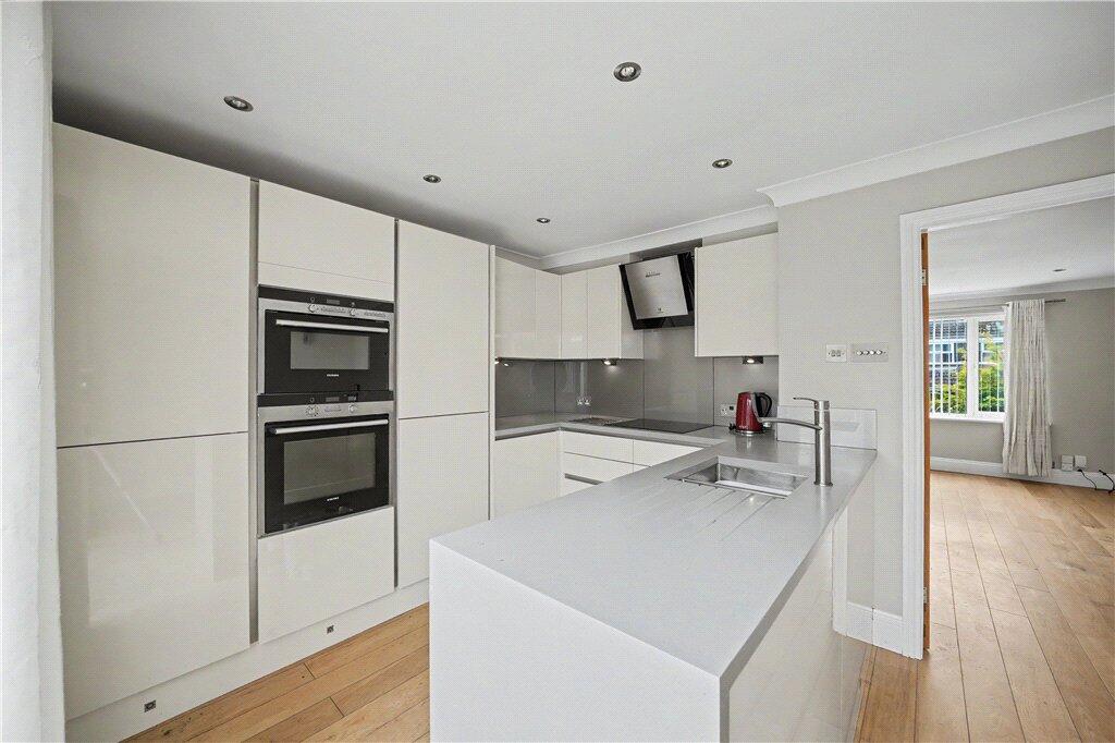 House in Harrogate, Coppice Valley - View 3