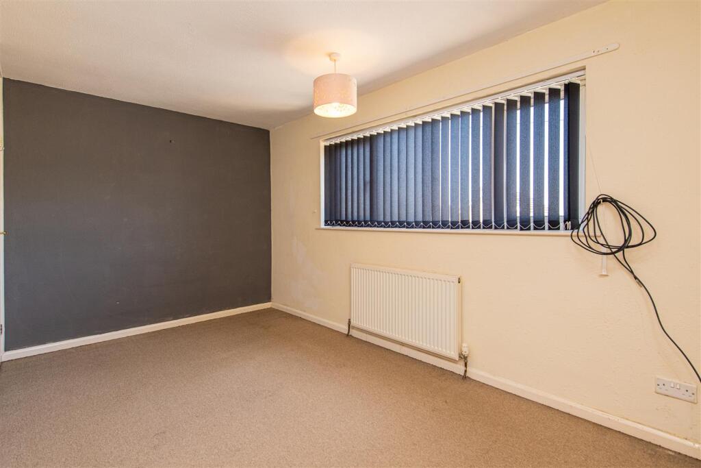 House in Higham Ferrers, North Northamptonshire - View 5