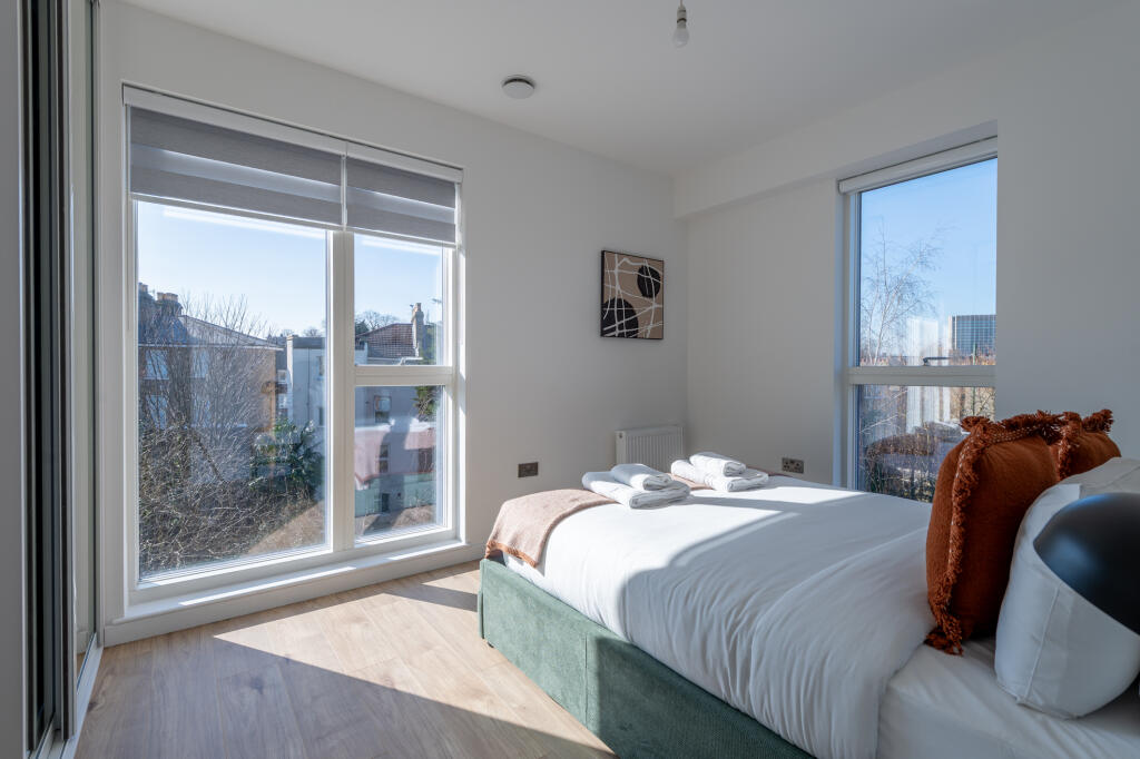 Main image of property: Flat 12, Rose House, Eastdown Park, London