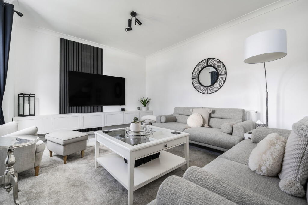 House in Gillingham, Wigmore - View 5