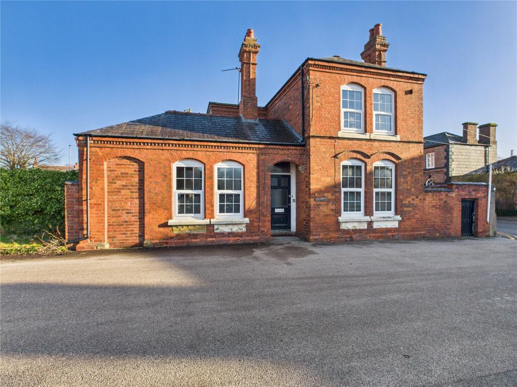 Main image of property: Bexton Road, Knutsford, Cheshire, WA16