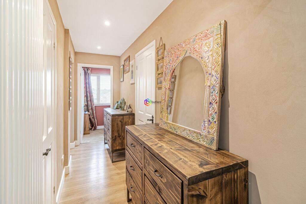 House in North East Derbyshire, Killamarsh - View 4