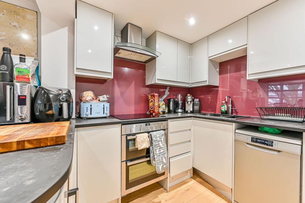 Property photo 8